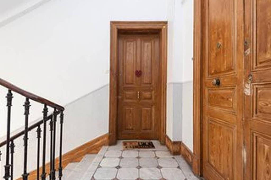 ניס Barla 3 - A Spacious One Bedroom Apartment Near Place Garibaldi מראה חיצוני תמונה